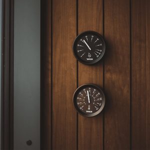 Brilliant Hygrometer & Thermometer Black